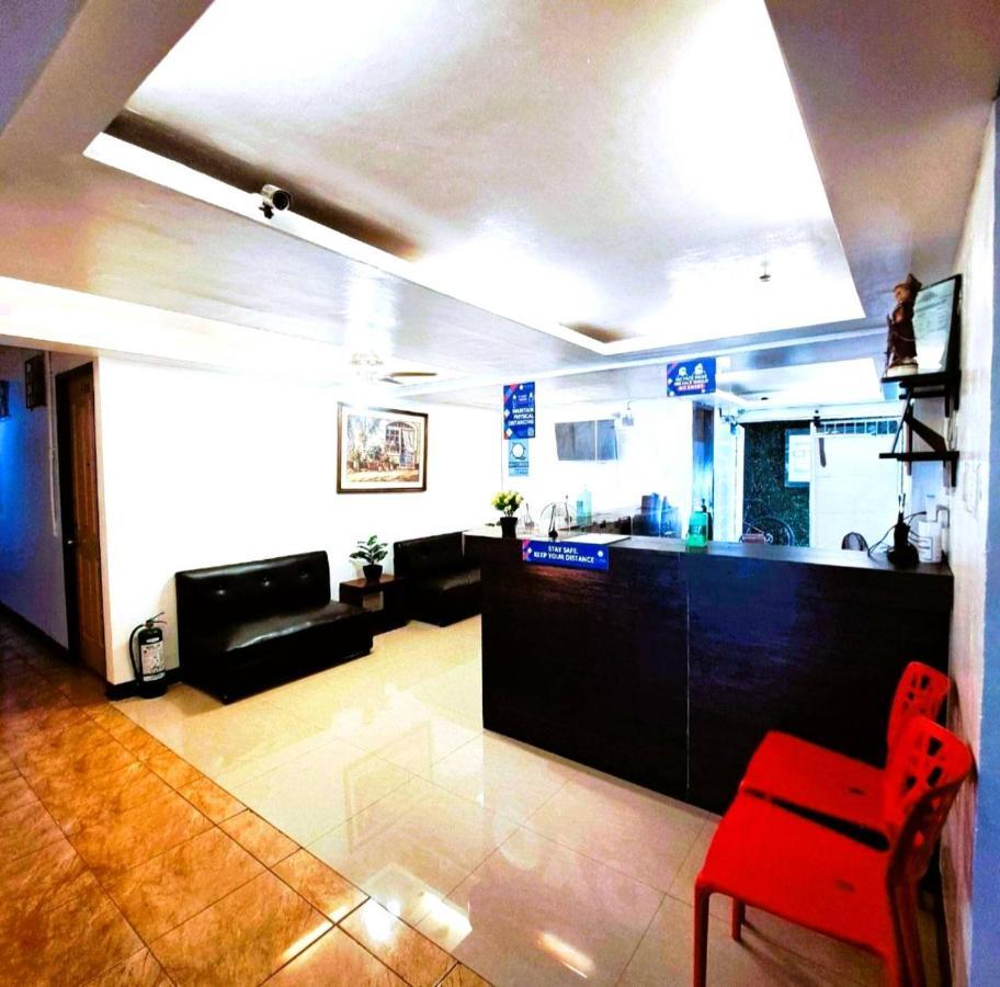 Makati Poblacion Hotel Mandaluyong Εξωτερικό φωτογραφία